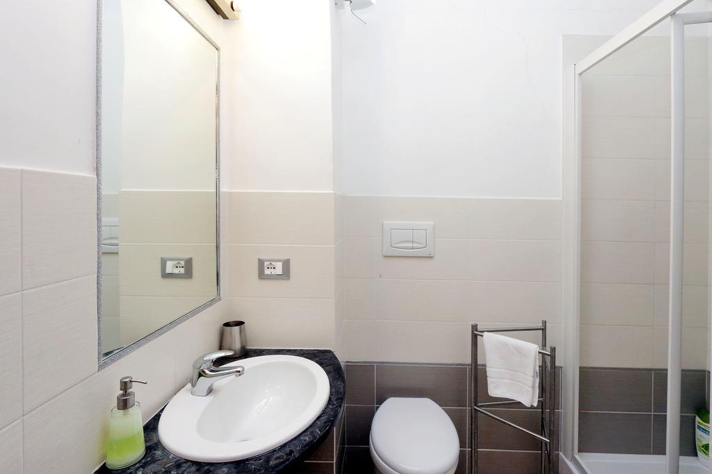 Apartmán Lucky Domus Esquilino Řím Pokoj fotografie